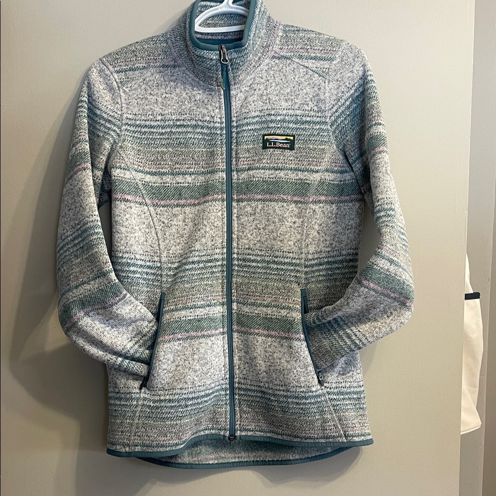 L.L. Bean Women's green and Gray Utility Jacket